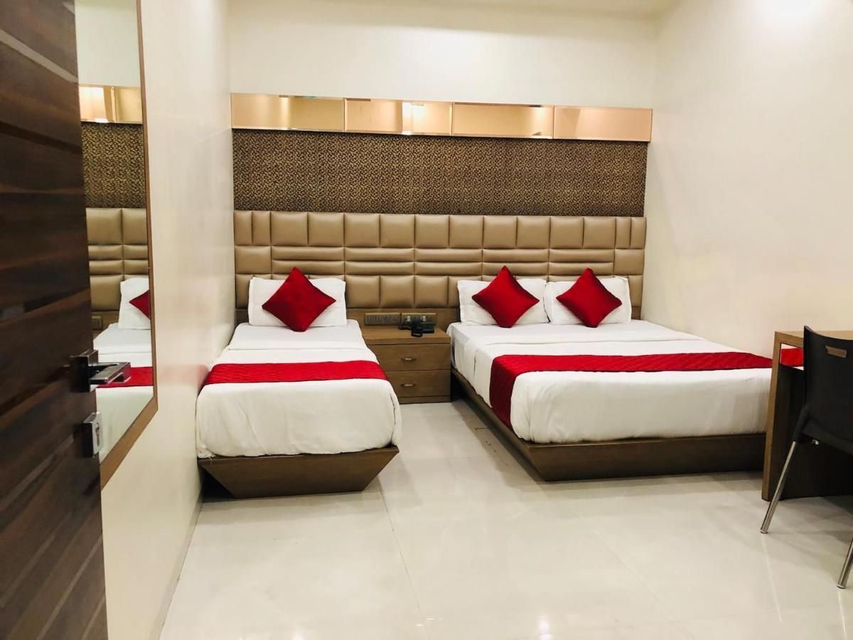 Hotel Guestinn Residency Mumbai Bagian luar foto