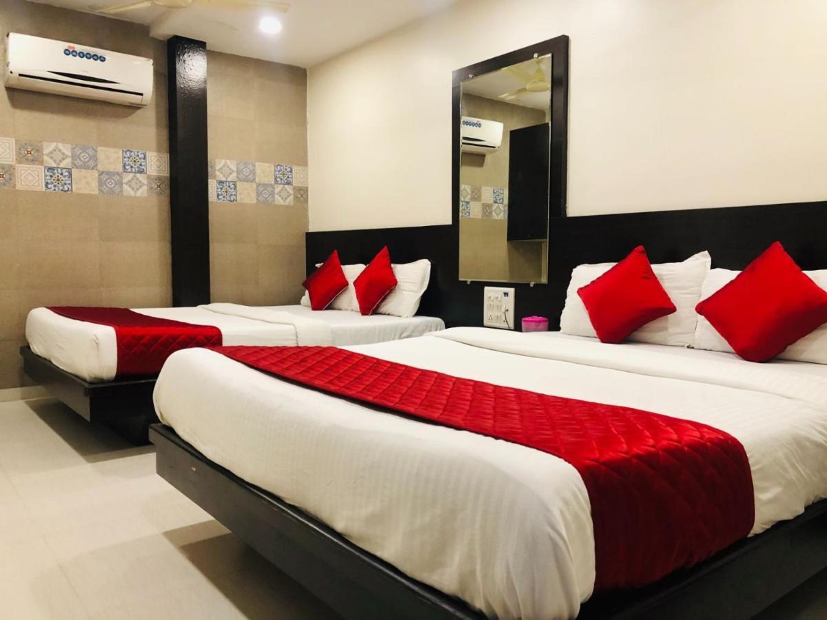 Hotel Guestinn Residency Mumbai Bagian luar foto