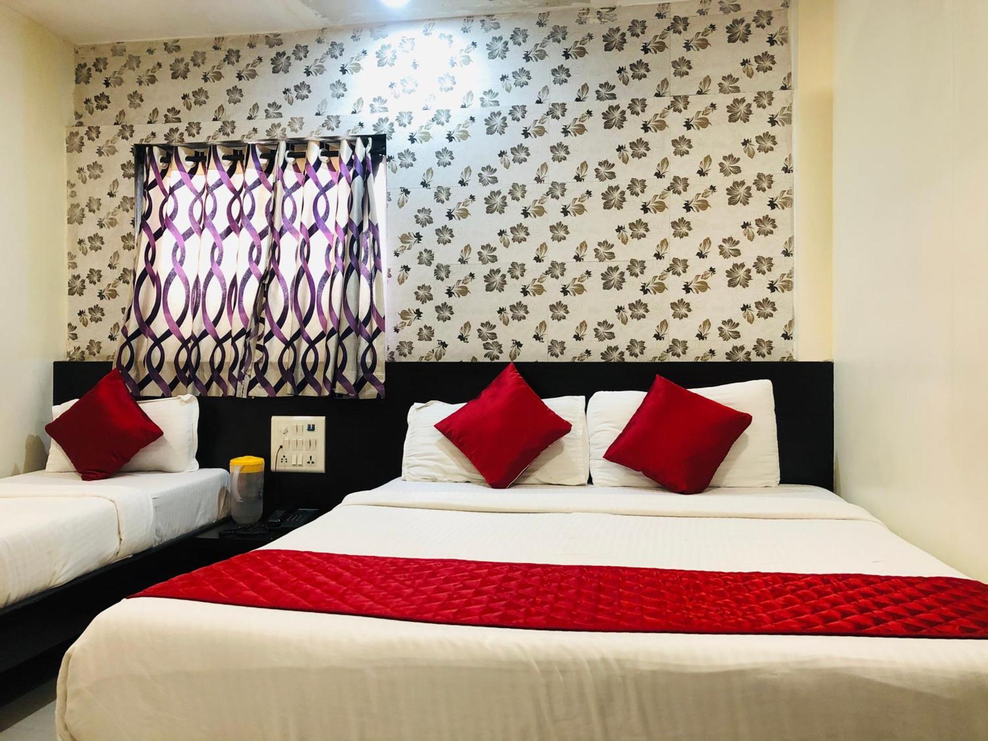 Hotel Guestinn Residency Mumbai Bagian luar foto