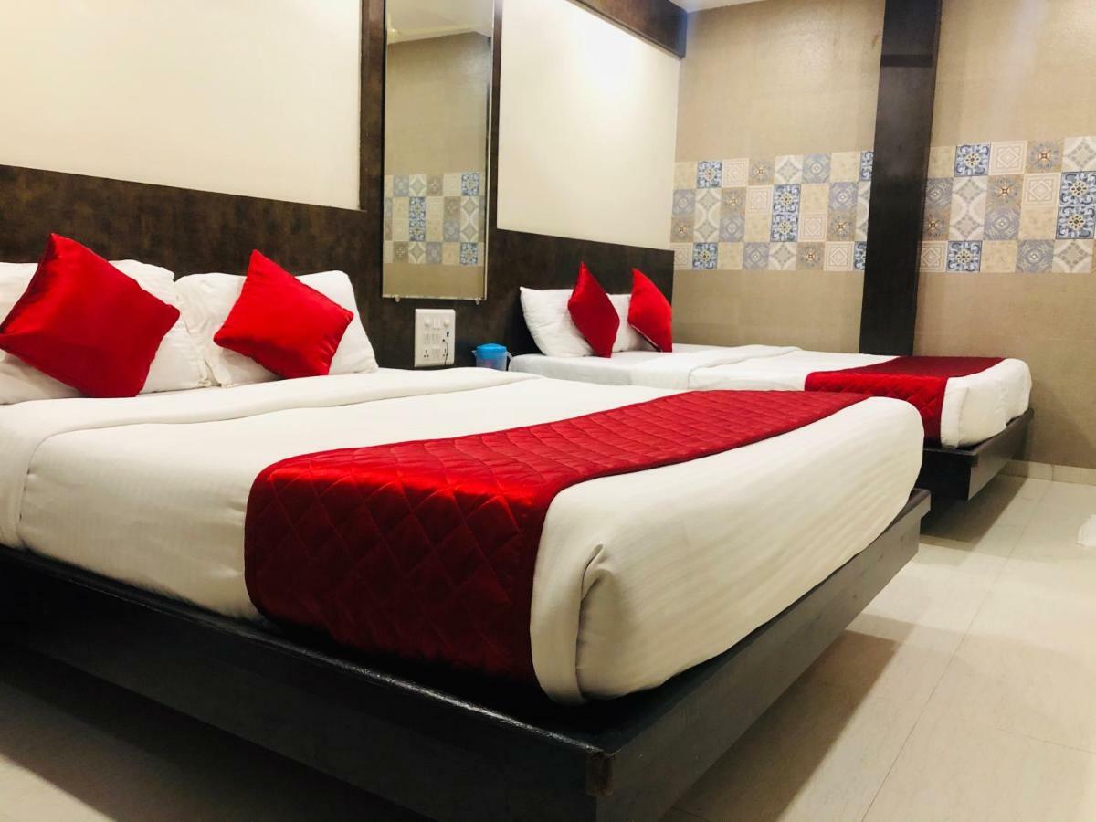 Hotel Guestinn Residency Mumbai Bagian luar foto