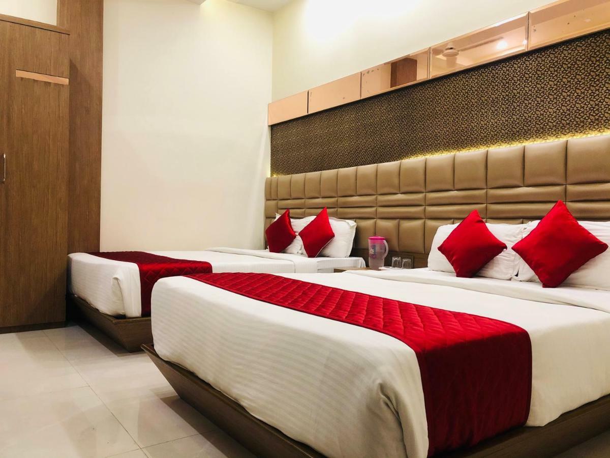 Hotel Guestinn Residency Mumbai Bagian luar foto