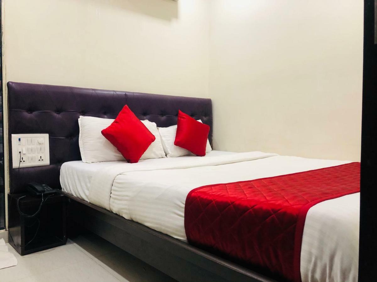 Hotel Guestinn Residency Mumbai Bagian luar foto