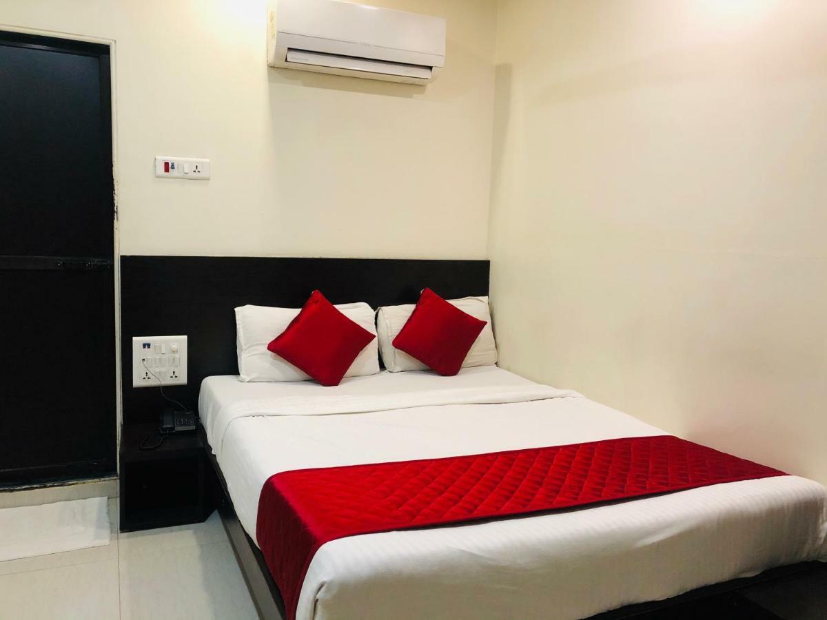 Hotel Guestinn Residency Mumbai Bagian luar foto