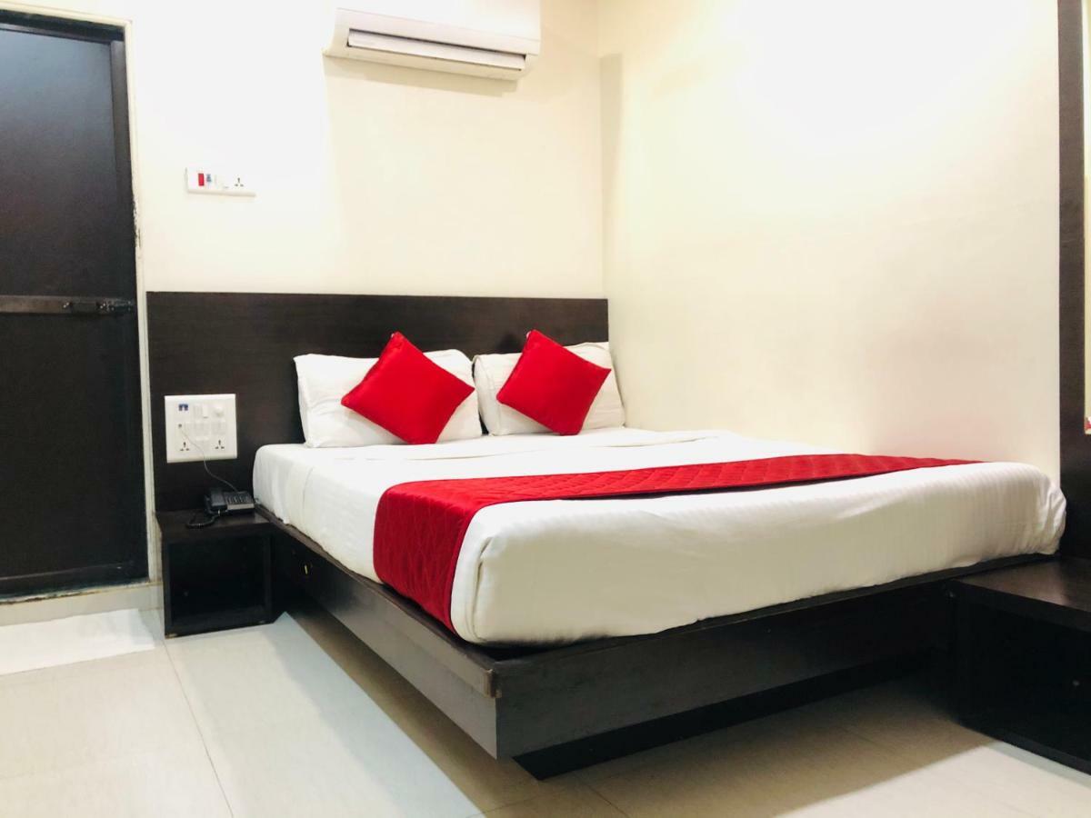 Hotel Guestinn Residency Mumbai Bagian luar foto