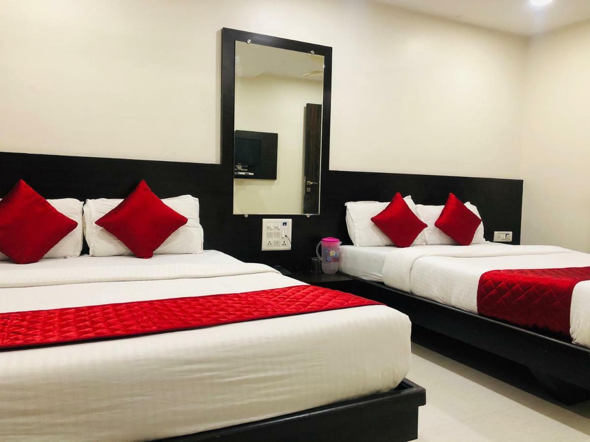 Hotel Guestinn Residency Mumbai Bagian luar foto